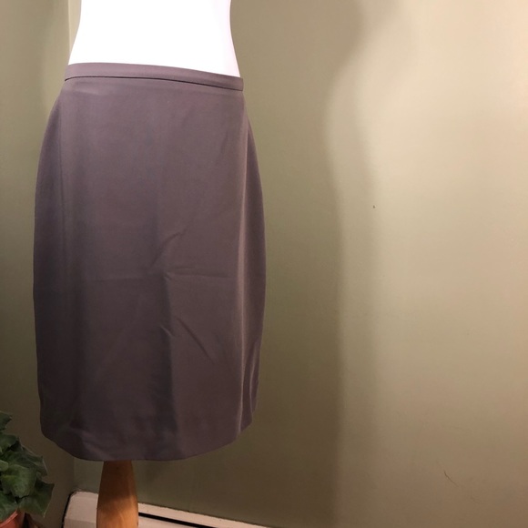 12 JohnPaul Richards uniform skirt - Picture 7 of 7